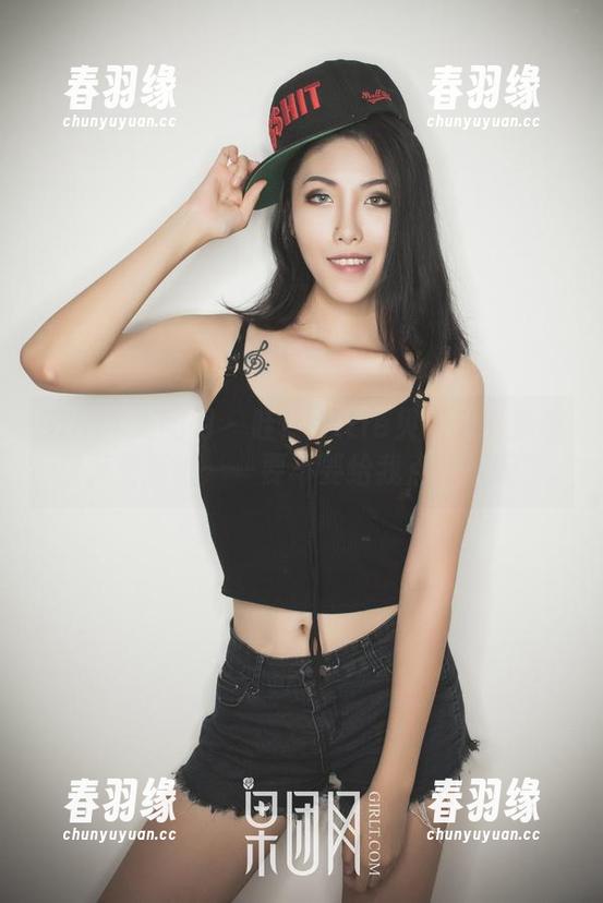 GIRLT果团网 - 哇！little贝壳喵毛衣图集又更新啦——要不要给我点个赞啊？