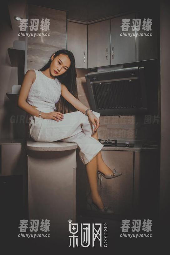 GIRLT果团网 - 陈迪娅穿白裙在线，图片似乎还能直接送我去浪漫约会！