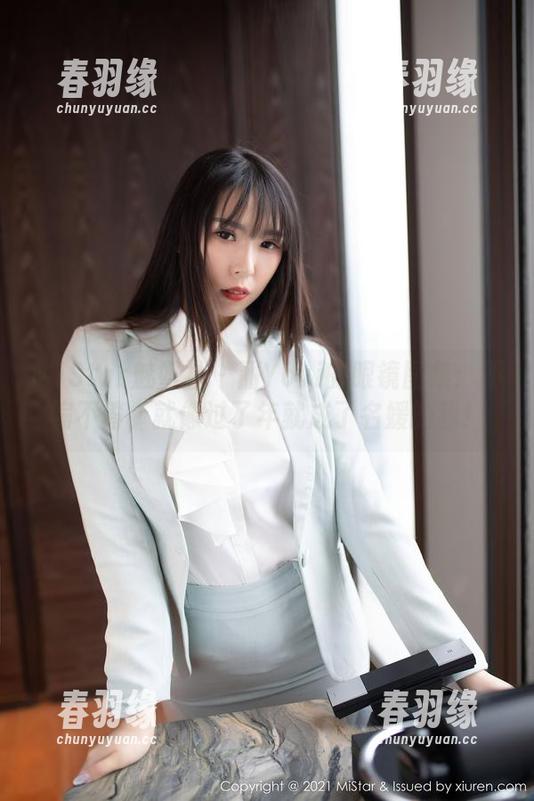 MiStar魅妍社 - 丽Yovi的眼镜图集：不偏不倚，就像过了年就成了名媛的我！