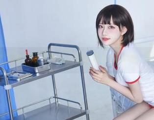 Shika小鹿鹿说，烽火洗礼下的旗袍也是种美，在线图集分享