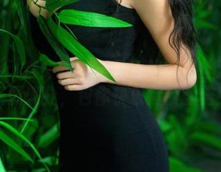 TuiGirl推女郎 - 王馨瑶的裤里丝：在线资源满分，包你快乐指数翻倍！