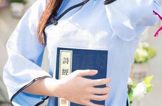 UGirls尤果网 - 颜爱泽的修女题材，免费图片，画面感好奇妙！