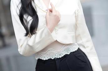 XIAOYU语画界 - 看小沫琳穿着连衣裙在网盘里开Party，这合集比真人秀有意思多了吧！