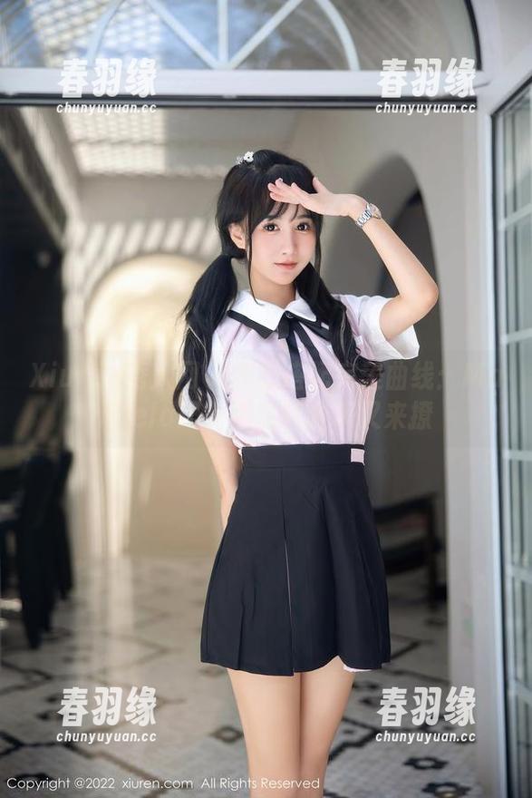 Xiuren秀人网 - 和服搭配完美曲线：Manuela玛鲁娜定制图集又来撩