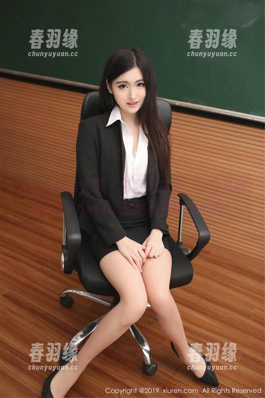 Xiuren秀人网 - 原图大放送，浴缸里的孟狐狸FoxYini果然不按常理出牌！