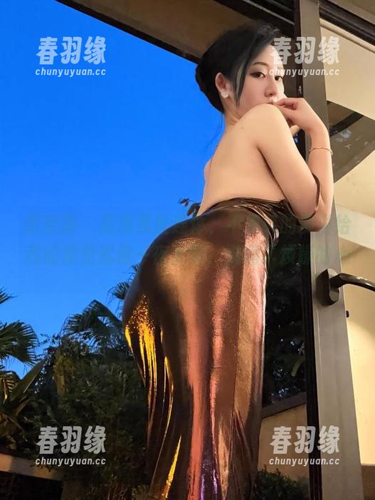 微密圈 - 高清黑丝连体，不爱笑的赛琳给我的感觉就像一夜大雨，滋润了烦躁的心。