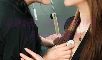 丽柜 - 制服私房：美美的独特视角，会让人不自觉扬起嘴角