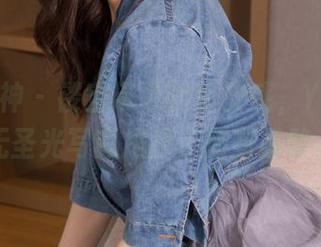 克拉女神 - 镂空带来的俏皮感，YOYO的无圣光写真甩掉了所有累赘。