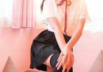 嗲囡囡 - 萌琪琪Irene的瑜伽和那美图一样美好，我只想一键下载，可是…她的灵活度我估计得从头研究。