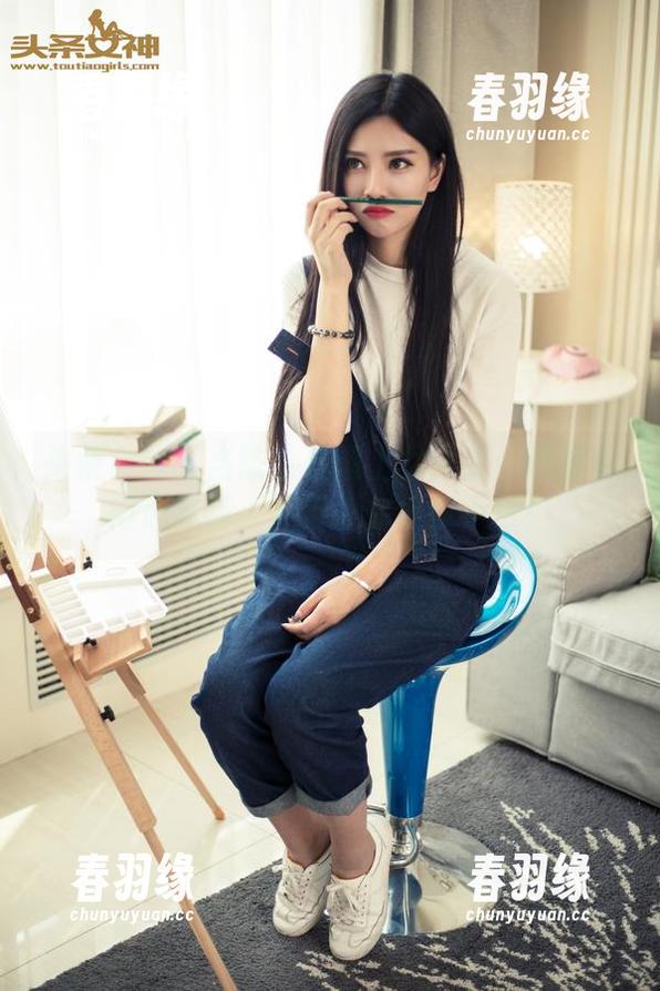 头条女神 - 当陈怡曼遇上女王妆：原图看得心痒痒，更新让你忍俊不禁！
