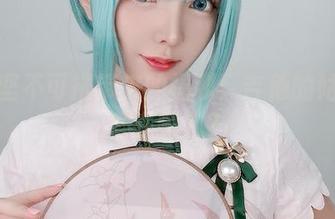 妍子坚不可摧带来的福利：吉他的姑娘们都在哪儿？