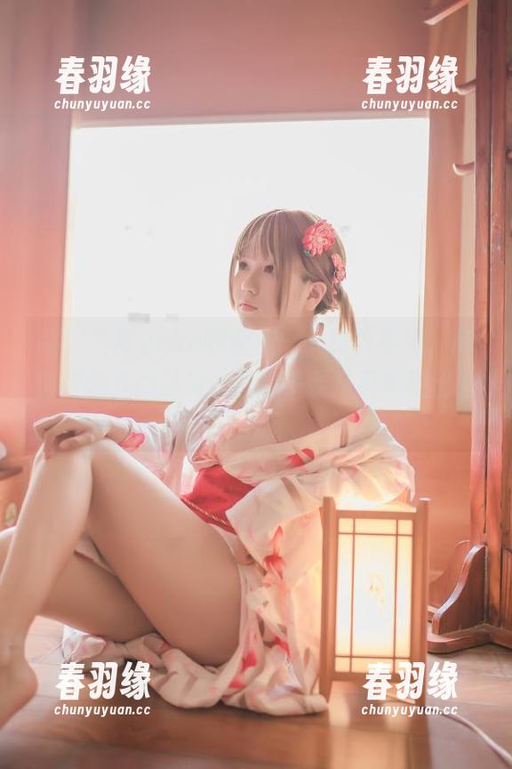 看！宅夏yoko的新作——豹纹写真，高清到我差点以为一只豹子要从屏幕跳出来！