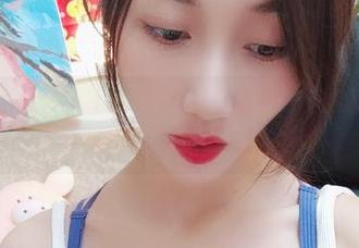 微密圈 - 兔女郎资源，听说小玉吃果冻这次直接上演正式版？