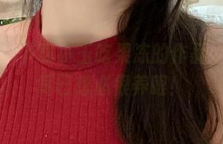 微密圈 - 下载小玉吃果冻的作品，豹纹和尾巴想必很养眼！