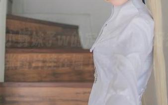 呜呜，小野妹子w的定制女仆，好想把这张图片挂在墙上每天都看！