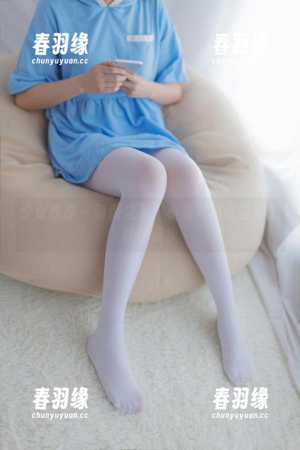 少女秩序 - 制服之下：小鱼写真红尘中的轻松漫步