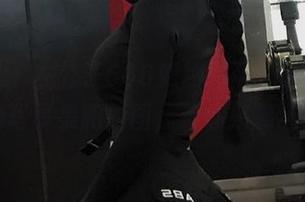 微密圈 - 左公子666如约而至，俏皮女娃的写真集和原图，等你来捧场！