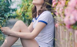 推女神 - 颖莹儿YY的学妹合集，照片里透露着年轻的悸动