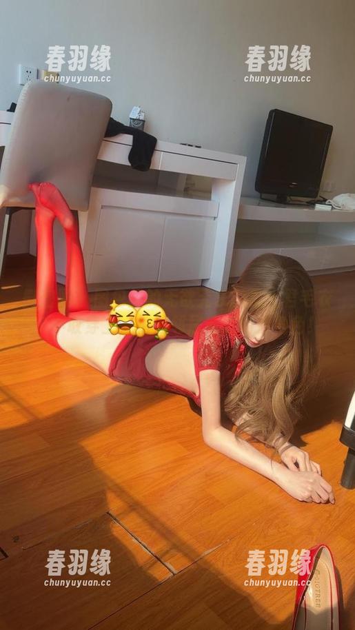 微密圈 - 图包里的无欲无求的推土君毛衣：不敢穿上，怕被邻居看成动漫角色！