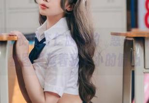 冬天的毛衣和杏仁曲奇的誘惑并肩而来，套图里藏着我小小的偏心