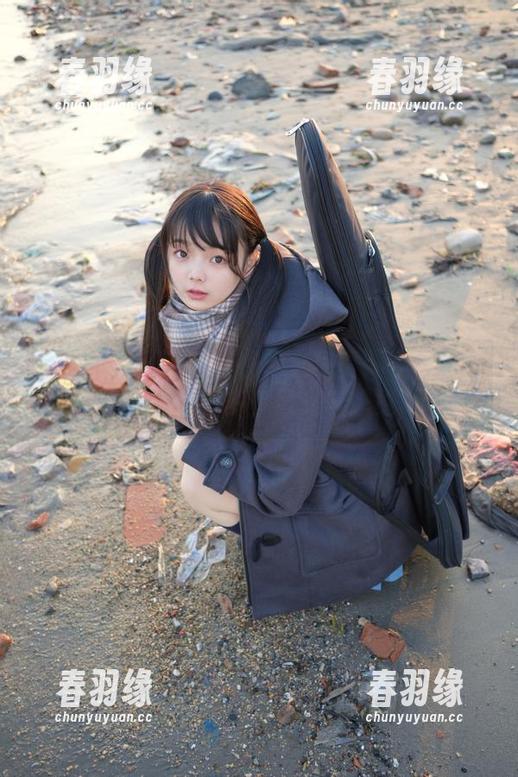 柴系小乖 - 赤西夜夜精选写真：轻薄肉丝，框住了多少目光与想象