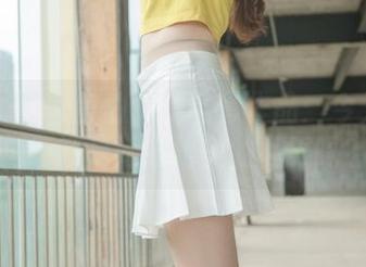 梦丝女神 - 莹仙女的全套作品：今天的主角不就是她那绝美的礼服吗？