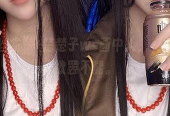 “金丝雀”+楚楚子w=画中人，美图让人欲罢不能。