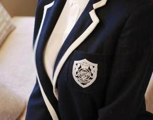模范学院 - 妞妞koko的魔法JK写真：看她如何把黑白变彩色！