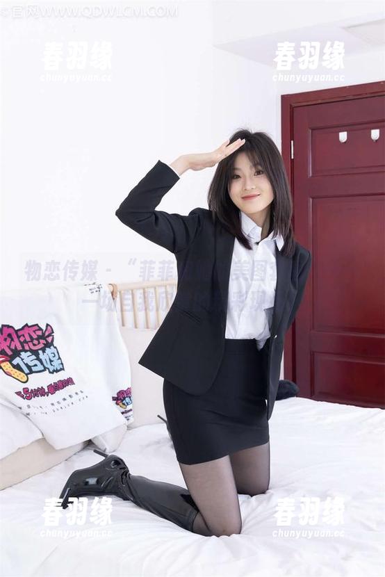 物恋传媒-菲菲 物恋传媒 - “菲菲和她的美图套图”——一场自我欣赏的精彩现场!