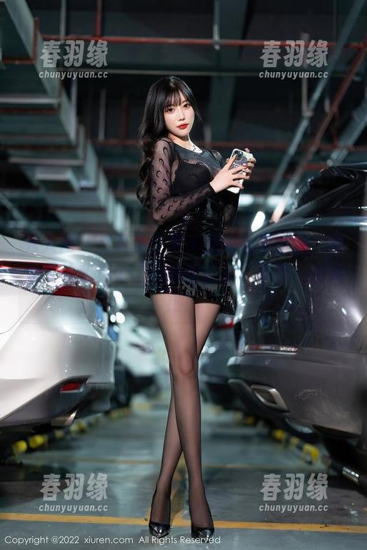 秀人网 - 江真真：夏天里的私房图包，果然又让我这个“冷静狙击手”感到一丝燥热！