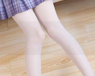 紧急企划 - 小恩的校服写真：一场关于青涩与可爱的套图较量！