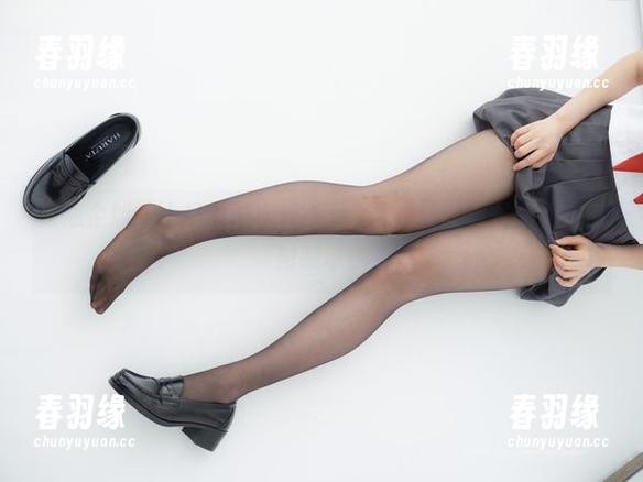 紧急企划 - 小枫的在线连衣裙合集，建议佩戴墨镜，直射眼球。