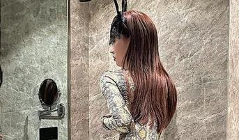 微密圈 - 脸红Dearie的修女图集：你以为是纯洁的？哈哈，不一定哦！