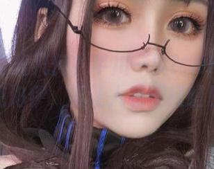 敢问无圣光几何？芊川一笑MNK带来的黑兽克洛伊，真让人看得目瞪口呆。
