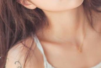 菠萝社 - 马尔代夫新图出炉，柳侑绮Sevenbaby又让人嫉妒了！真的是太美了吧？