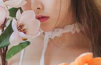 菠萝社 - 下载猫九酱Sakura的‘女王’写真？别担心，免费就能让你体验统治的味道！