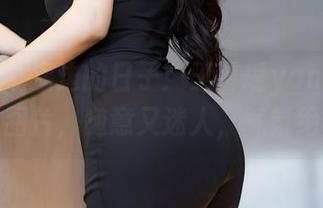 语画界 - 海边的日子：王馨瑶yanni的高清图片，随意又迷人，气氛绝了