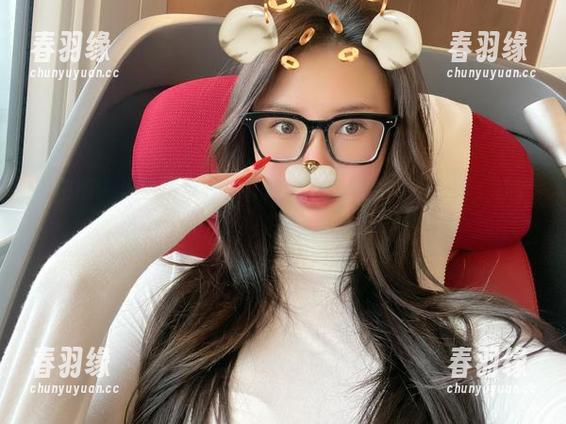 微密圈 - 黑色吊带在手，陈大小姐的合集不下载，等于啥也没见过！