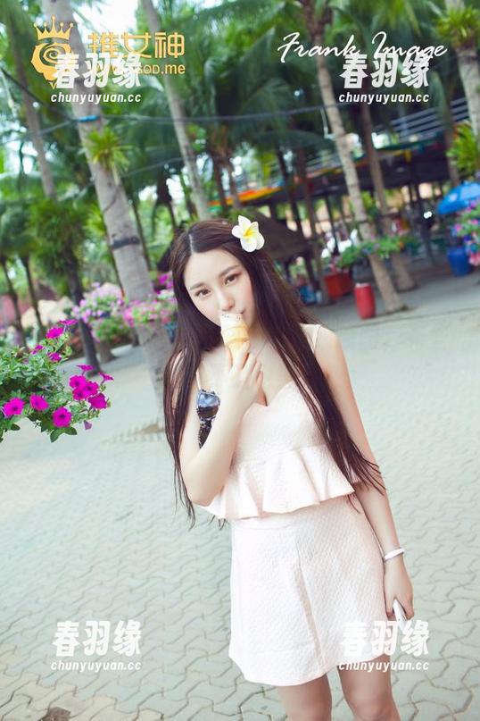 青豆客 - 更新！可蕊娜的校服原图，有些细节不说也罢。