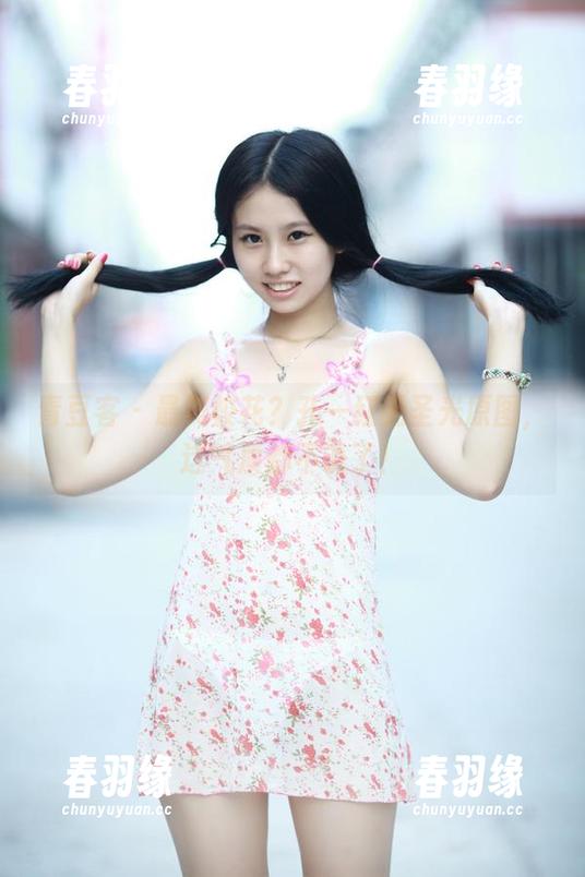 青豆客 - 最美校花？孔一红无圣光原图，这气质都不说了！
