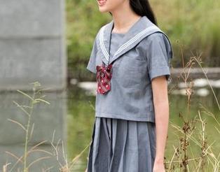 魔镜街拍 - 女生们收藏的秋冬秘钥，婷婷包臀灰裙私房合集，MOOD打到MAX！